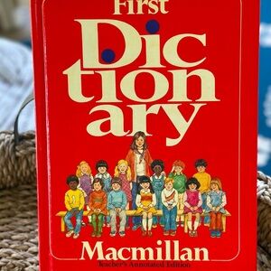 Macmillan Teacher Annotated First Dictionary